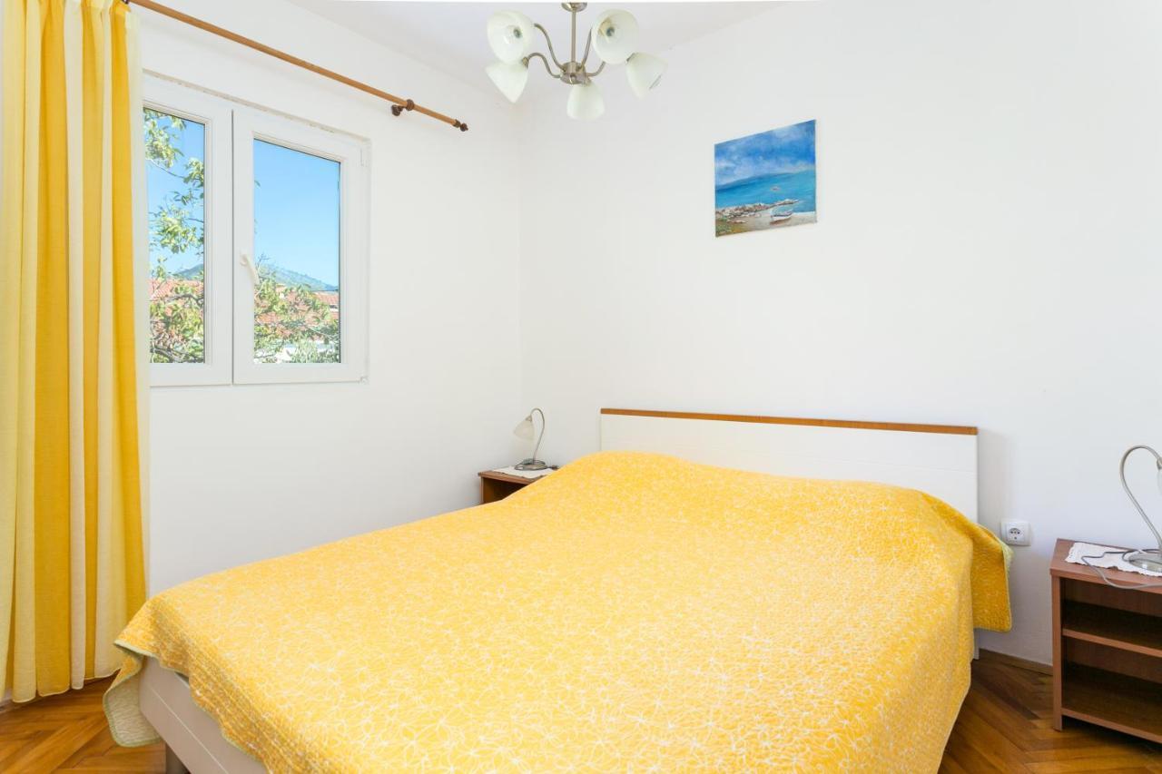 Apartments By The Sea Seget Vranjica, Trogir - 1038 Екстер'єр фото