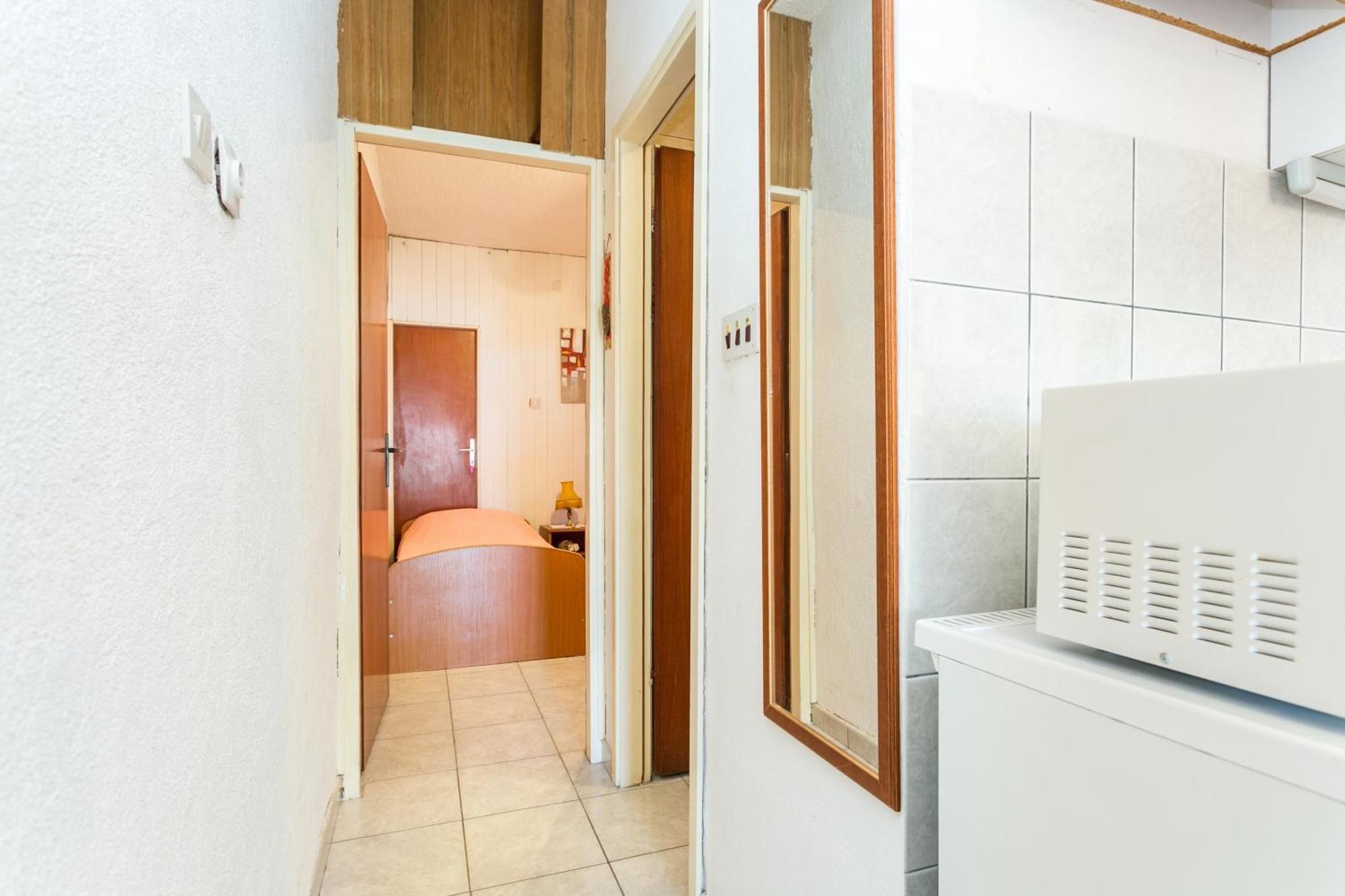 Apartments By The Sea Seget Vranjica, Trogir - 1038 Екстер'єр фото
